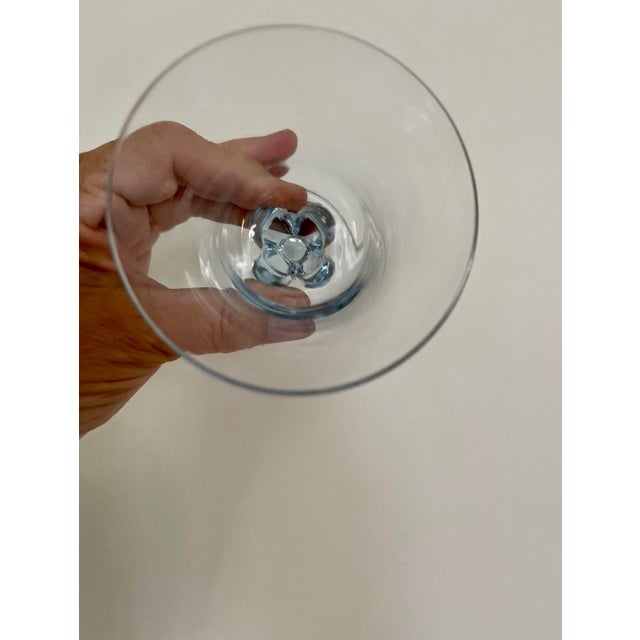 Absolutely stunning set of four pieces of stemware, made in Sweden and designed by Gulli Ingrid, they are presented in the...