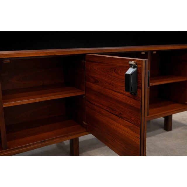 Brazilian Modern Credenza “Modular” in Rosewood, Jorge Zalszupin, Brazil, 1960s — Lot 480 For Sale - Image 10 of 14