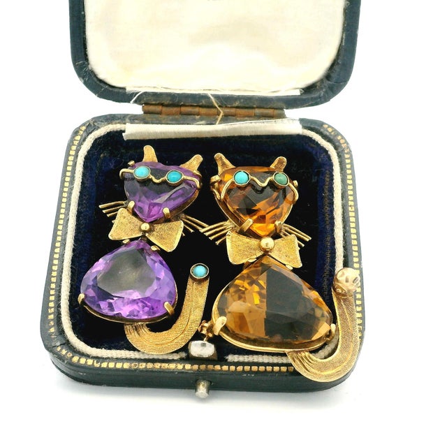 1950s Mid-Century 18k Gold Amethyst, Citrine and Turquoise Cat Brooch Pair For Sale - Image 10 of 12