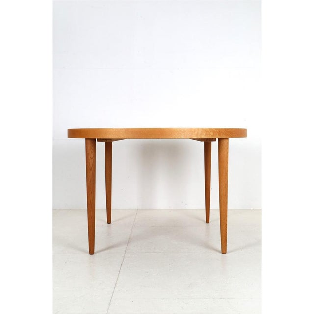 Round Danish Oak Dining Table by Villy Schou Andersen, 1970s For Sale - Image 4 of 14