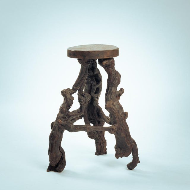 Mid-Century Modern Brutalist Handcrafted Vine Wood and Oak Tripod Bar Stools, France, 1950s, Set of 4 For Sale - Image 3 of 18