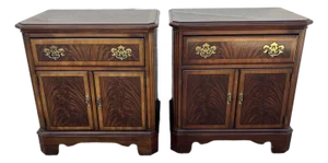 Pair of Drexel Heritage Heirloom Collection Chippendale-Style Nightstands Featuring Mahogany Wood and Brass Hardware