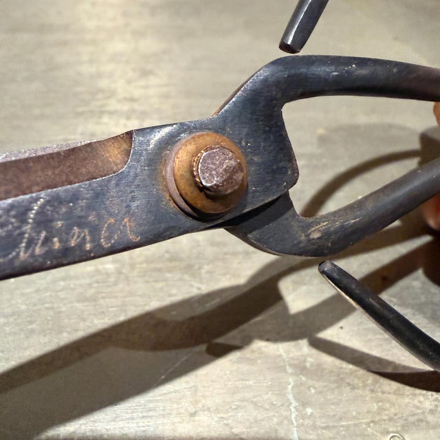 Traditional Pair of Forged Carbon Steel Loop-Handled Shears Chinese Bonsai For Sale - Image 9 of 15