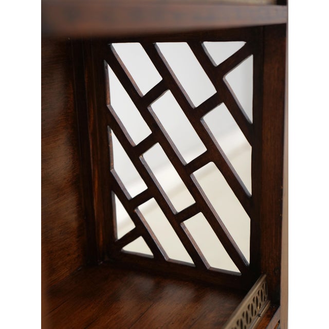Brown Chinoiserie Decorated Pagoda Chinese Chippendale Curio Shelf For Sale - Image 8 of 18