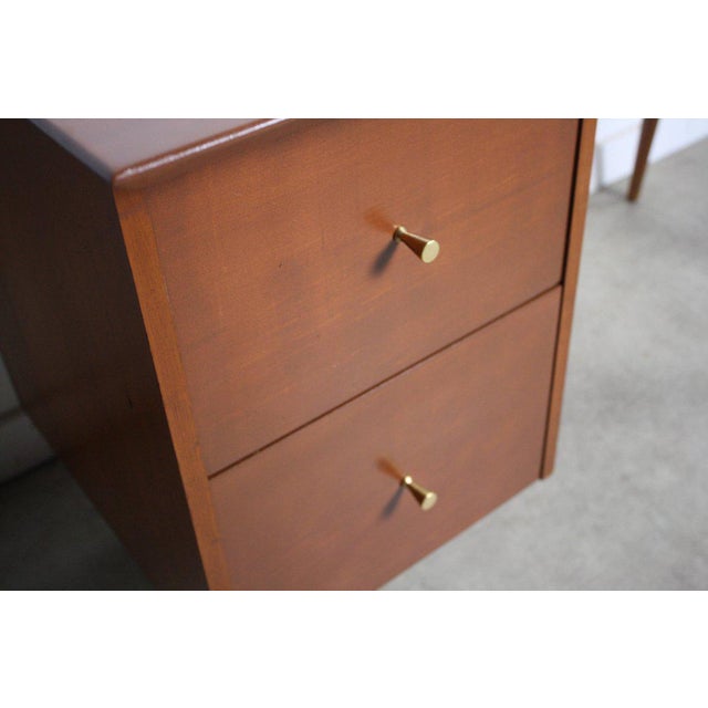 Mid-Century Modern 1960s Danish Modern Paul McCobb for Planner Group Tanker Desk For Sale - Image 3 of 6