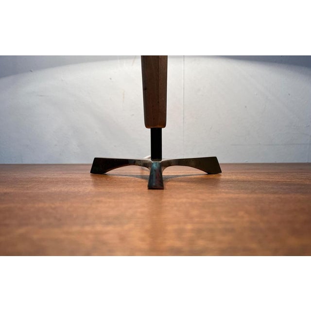 Mid-Century Wood and Brass Tripod Table Lamp, 1960s For Sale - Image 10 of 18