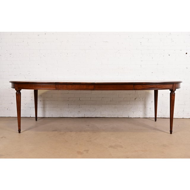 French Henredon French Regency Louis XVI Walnut Extension Dining Table, Newly Refinished For Sale - Image 3 of 15