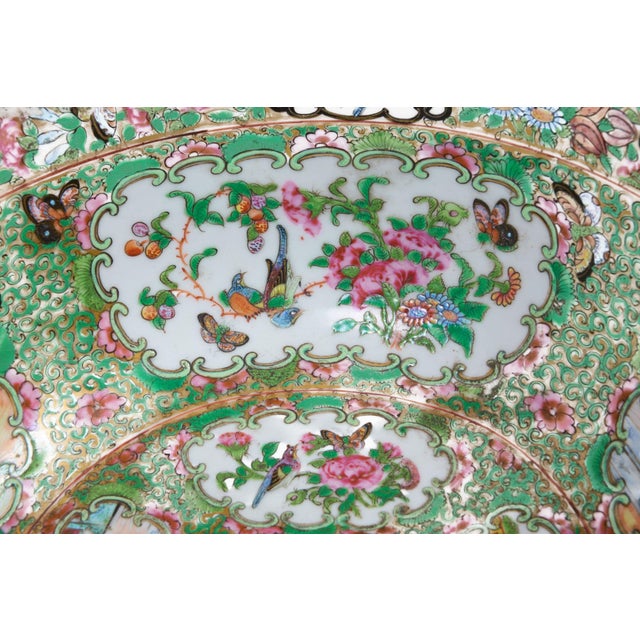 Antique Chinese Export Porcelain Rose Medallion Bowl For Sale - Image 9 of 10