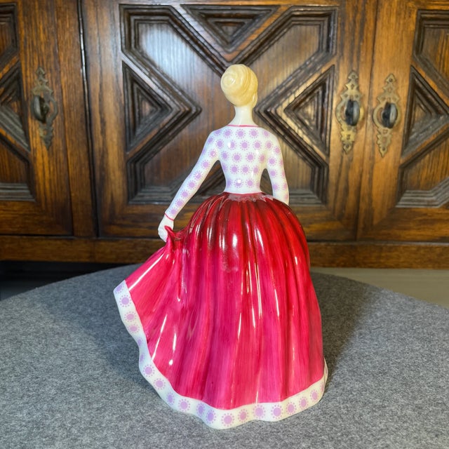 Figurative 1970s Royal Doulton Porcelain Figurine, Fiona Hn2694 For Sale - Image 3 of 8