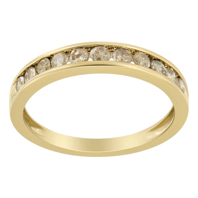 14K Yellow Gold Plated .925 Sterling Silver 1/2 Cttw Channel Set Round Champagne Diamond 11 Stone Band Ring (K-L Color, I1-I2 Clarity) - Size 5 For Sale