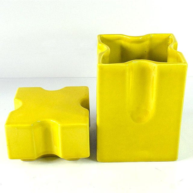 Mid-Century Modern Large Italian Ceramic Container by Aldo Riguccini for Deruta, 1970s For Sale - Image 3 of 12