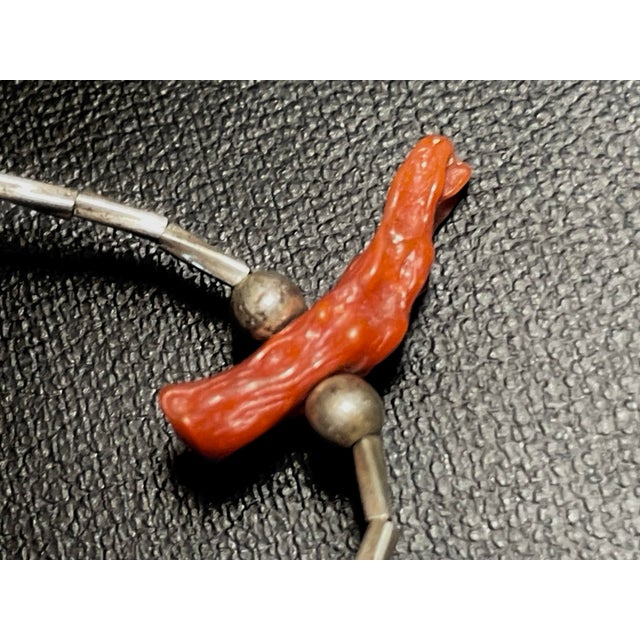 Early 20th Century Pueblo Native American Santo Domingo Triangular Pendant Necklace For Sale In South Bend - Image 6 of 6