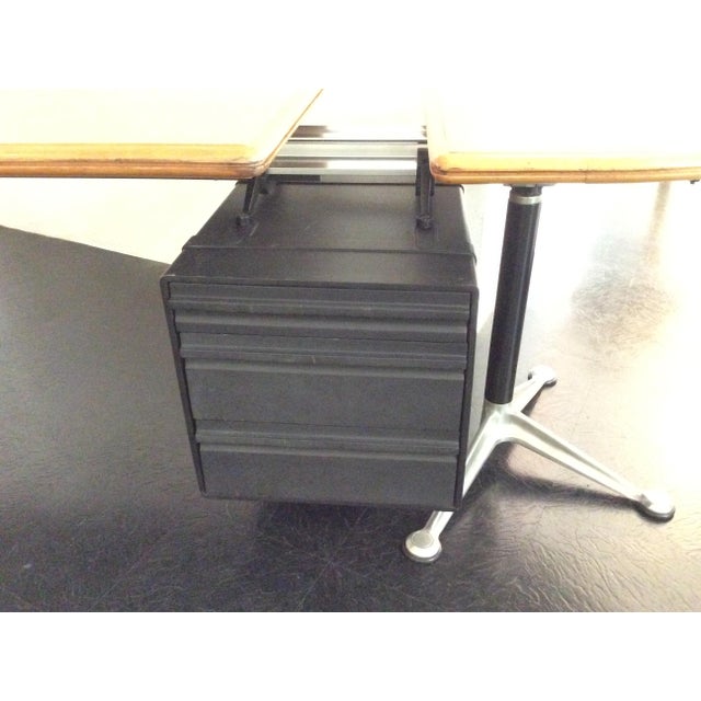 Wood Executive Desk by Bruce Burdick for Herman Miller, 1980s For Sale - Image 7 of 17