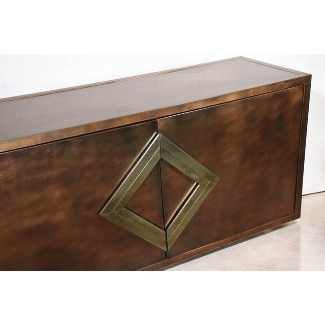 Minimalist Sideboard in Patinated Bronze Metal, 1970s For Sale - Image 4 of 18