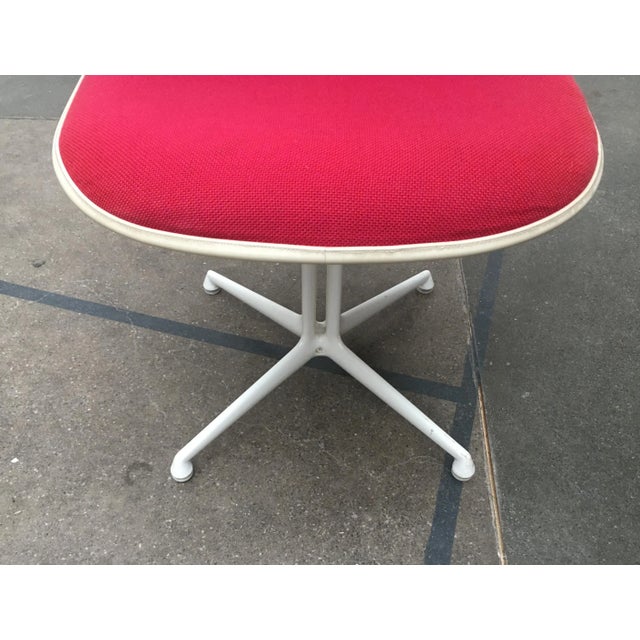 Herman Miller Mid-Century Fiberglass Side Chairs with La Fonda Base by Charles & Ray Eames for Herman Miller, Set of 2 For Sale - Image 4 of 18
