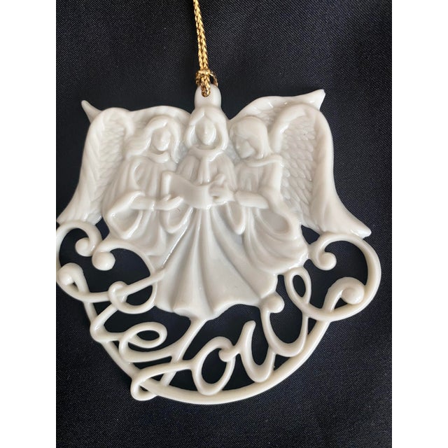 Lenox Vintage Lenox Ivory Porcelain "Rejoice" Singing Angels Christmas Ornament Excellent Condition For Sale - Image 4 of 10