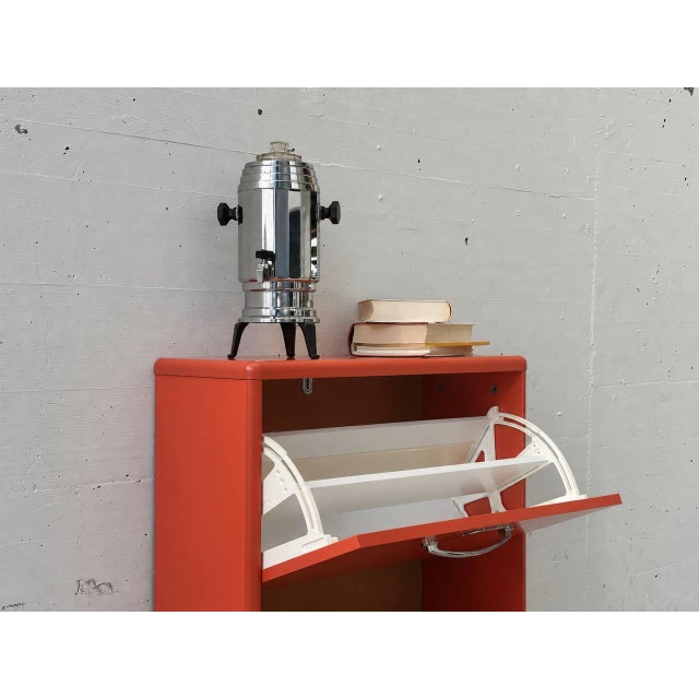 Red Malibu Shoe Cabinet with 3 Doors from Tenzo, 1960s For Sale - Image 8 of 11