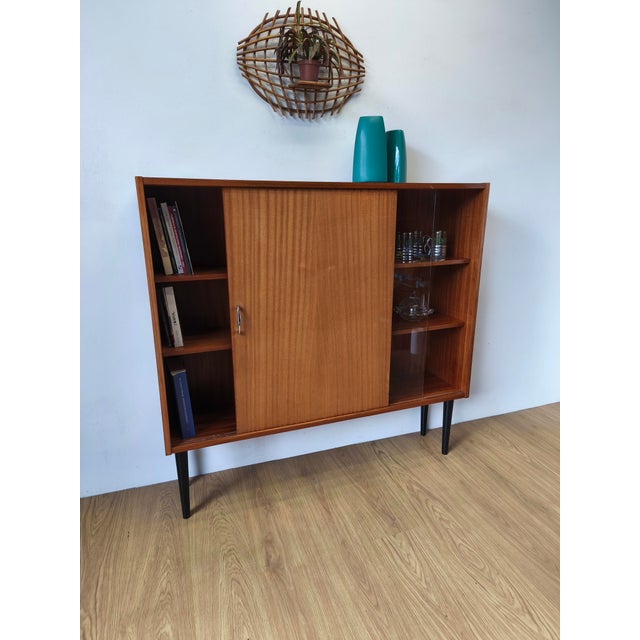 Mid-Century Modern Minimalist Bookcase, 1970 For Sale - Image 4 of 18