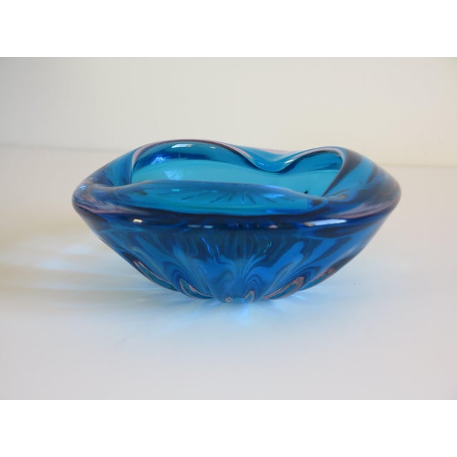 Mid Century Bright Blue Murano Glass Bowl With Starburst Ribbing For Sale - Image 9 of 10