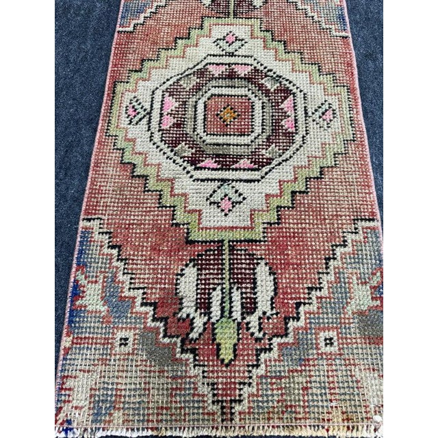 Contemporary Turkish Yastik Rug 1'5" x 2'10" For Sale - Image 3 of 5
