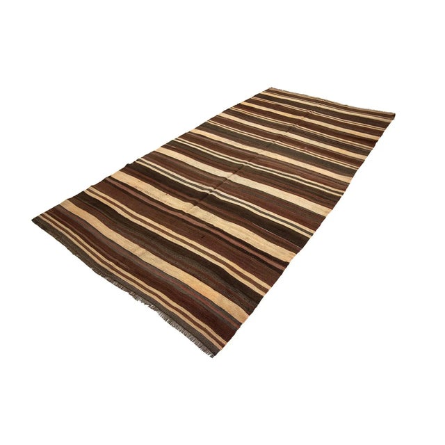 1960s Vintage Kilim Rug- 5′2″ × 10′5″ For Sale - Image 4 of 7