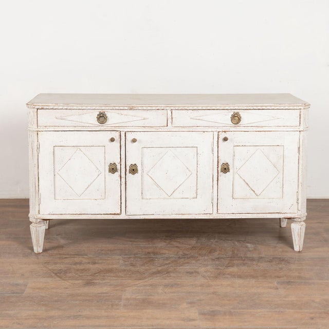 Gustavian (Swedish) 19th Century White Swedish Gustavian Style Sideboard Buffet For Sale - Image 3 of 15