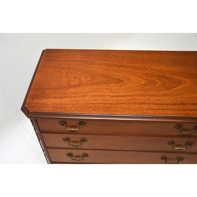 Antique Georgian Chest of Drawers from Drexel, 1950s For Sale - Image 6 of 10