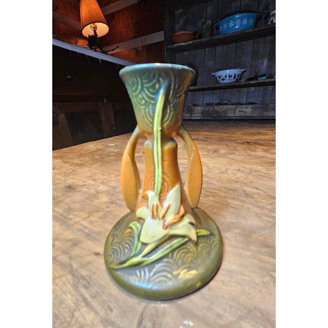 American Roseville Zephyr Lily Single Candle Holder For Sale - Image 3 of 8