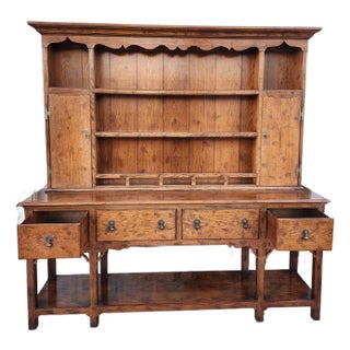 Late 20th Century Henredon Welsh Style Hutch For Sale