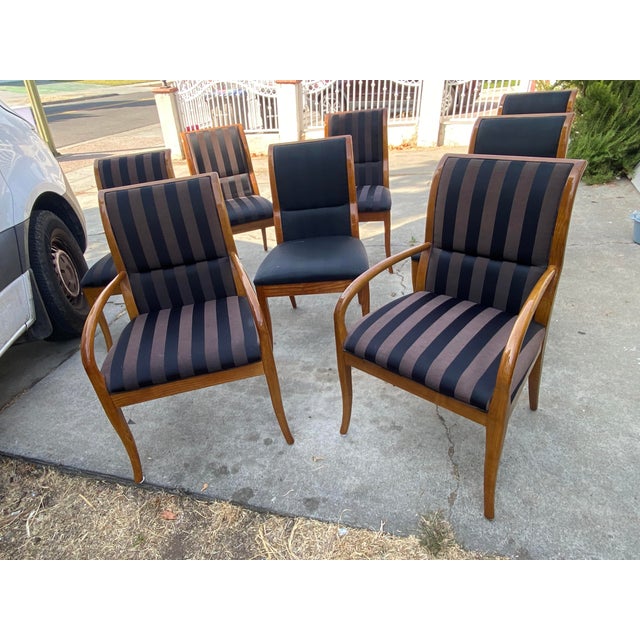This Vintage Maple Fabric Henredon "Triomphe" Dining Chair Set Of 8 is a stunning addition to any dining room. Mid-Century...