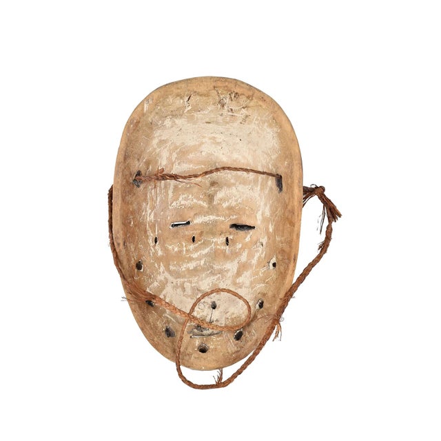 Early 20th Century Lega Bwami Society Mask For Sale - Image 4 of 4