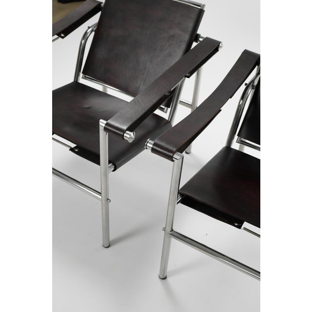 Metal 1970s Attributed to Charlotte Perriand, Pierre Jeanneret and Le Corbusier Lc1 Armchair by Treital-Gratz For Sale - Image 7 of 8
