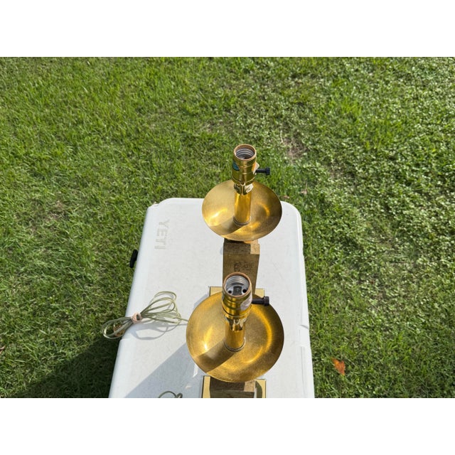 Vintage Modernist Table Lamps With Faux-Travertine Finish and Lucite Bases, a Pair For Sale - Image 9 of 13