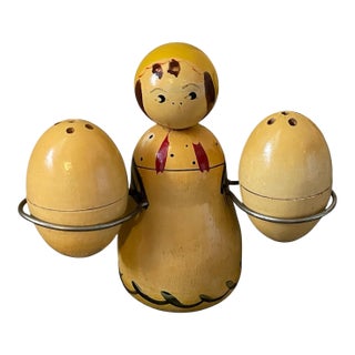 Early 20th Century Asian Village Girl With Eggs Antique Salt and Pepper Shakers Set - 3pcs For Sale