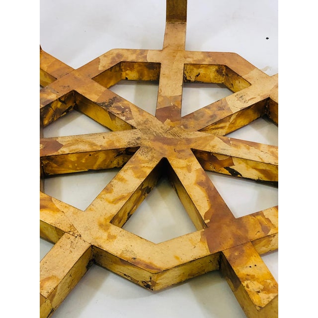 Mid Century Modern Center Table. For Sale - Image 9 of 10