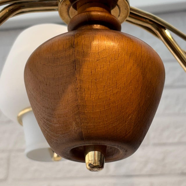 Mid-Century Chandelier in Brass and Oak attributed to Gunnar Asplund for ASEA, Sweden, 1950s For Sale - Image 13 of 17