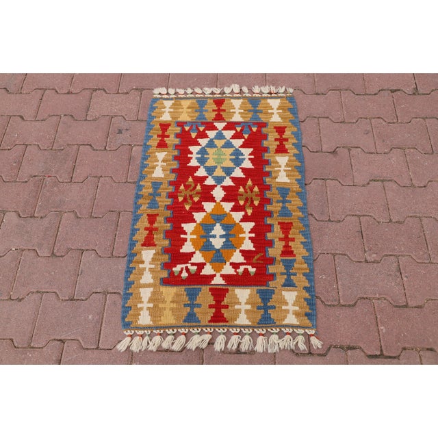 1970s Southwestern Style Geometric Design Handmade Red Oushak Accent Kilim Rug For Sale - Image 11 of 11