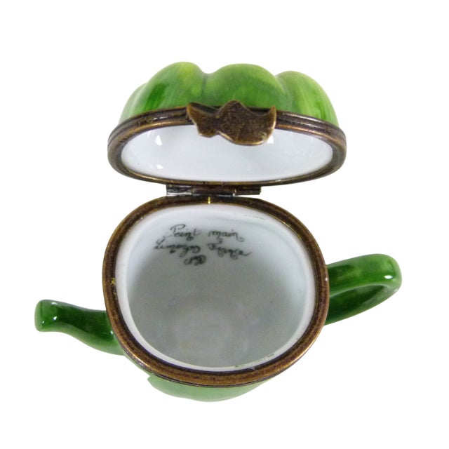 Limoges France Porcelain Green Pepper Tepot Trinket Box | Hand Painted by Jd Artisan Decorating Studio For Sale In Atlanta - Image 6 of 10
