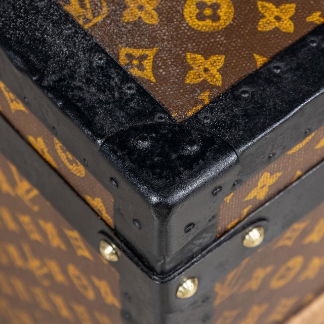 Black Antique 20th Century Hat Trunk in Monogram Canvas from Louis Vuitton, Paris, 1900s For Sale - Image 8 of 18