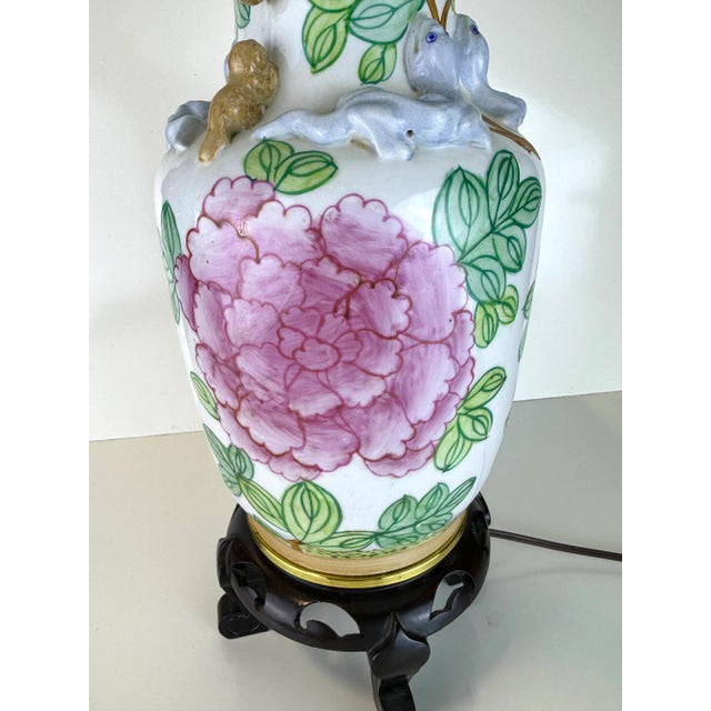 Chinoiserie Mid-Century Chinoiserie Wood Base Table Lamp For Sale - Image 3 of 12
