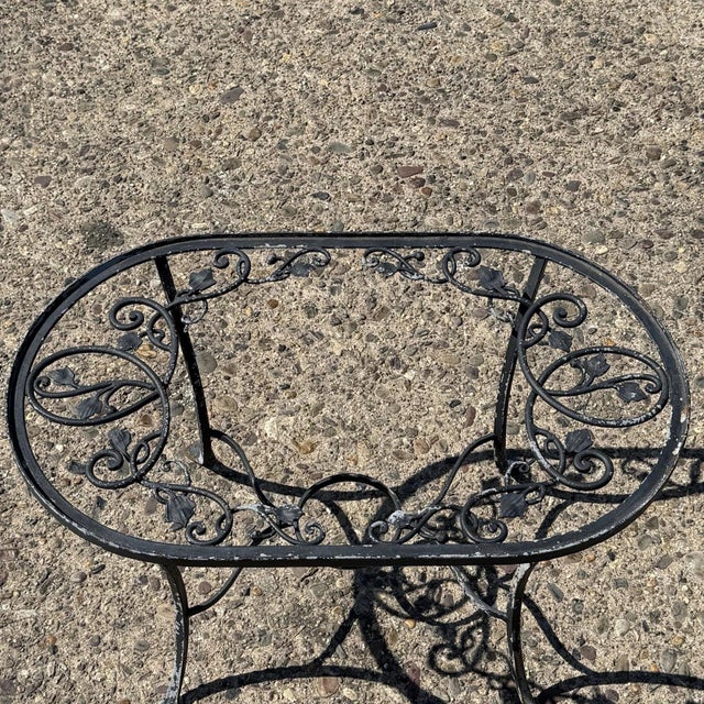 Vintage Salterini Style Leaf Vine Scroll Wrought Iron Oval Patio Coffee Table For Sale In Philadelphia - Image 6 of 11