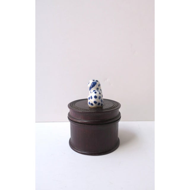 Jewelry Trinket Box With Porcelain Dog Blue and White, Mid-20th Century For Sale - Image 10 of 13