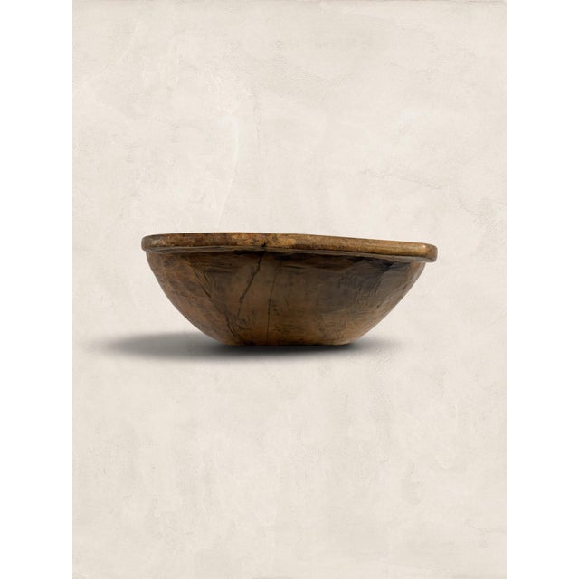 1900 - 1909 Antique English Extra Large Victorian Farmhouse Dough Bowl With Exceptional Patina For Sale - Image 5 of 9