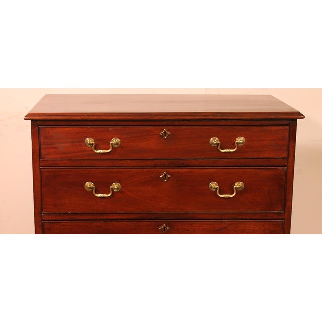 Small Mahogany Chest of Drawers, 18th Century For Sale - Image 3 of 12