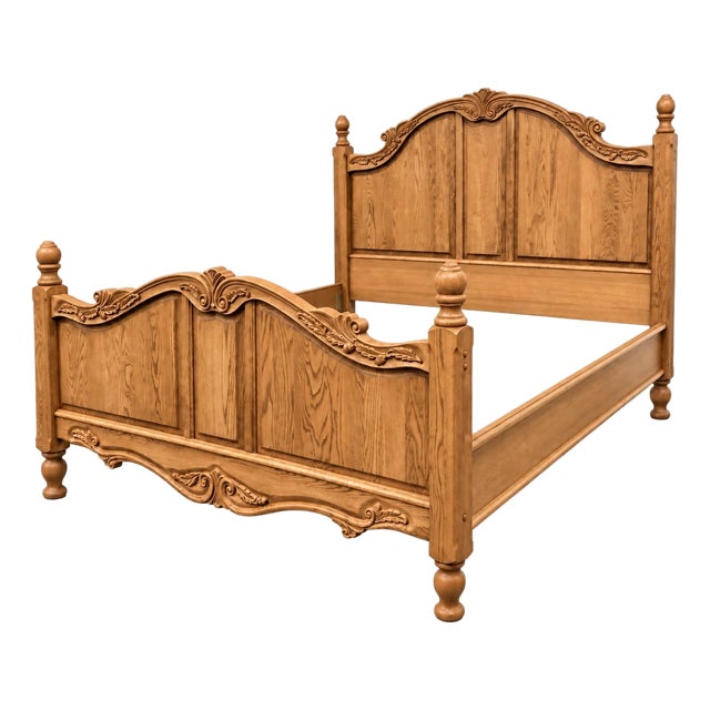 Vintage Oakwood Interiors Carved King Size Bed For Sale