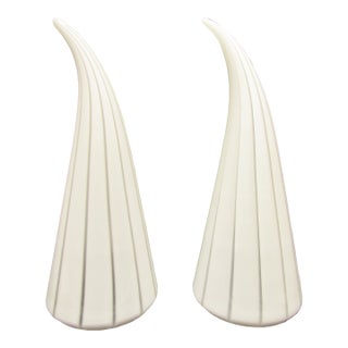 Pair of Large Italian Vetri Murano Glass White and Striped Horn/Conical Shaped Table Lamps For Sale