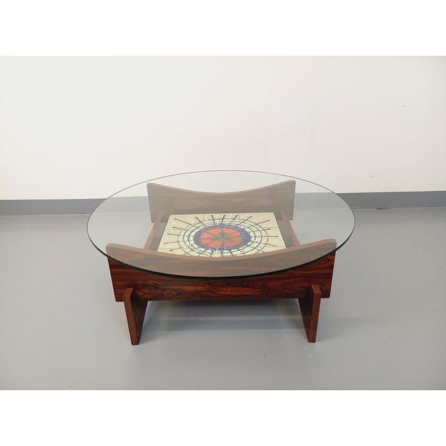 Tan Vintage Round Coffee Table in Rosewood and Ceramic from Vallauris, 1970s For Sale - Image 8 of 18