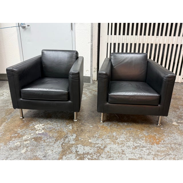 Design Plus Gallery presents a Pair of Copenhagen Leather Armchairs by Rodolfo Dordoni for Minotti. These modern Italian...