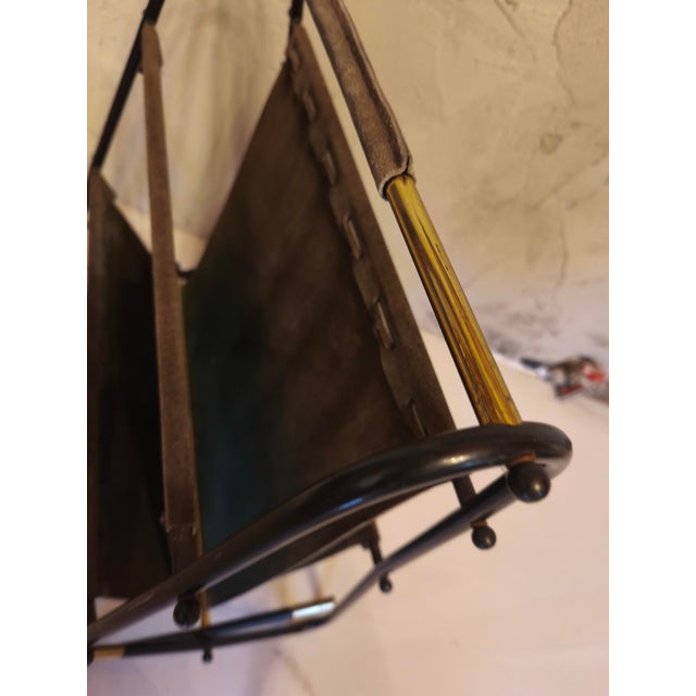 Mid-Century Modern Mid-Century Modern Three-Tier Newspaper Rack in Brass and Leather, 1960s For Sale - Image 3 of 9