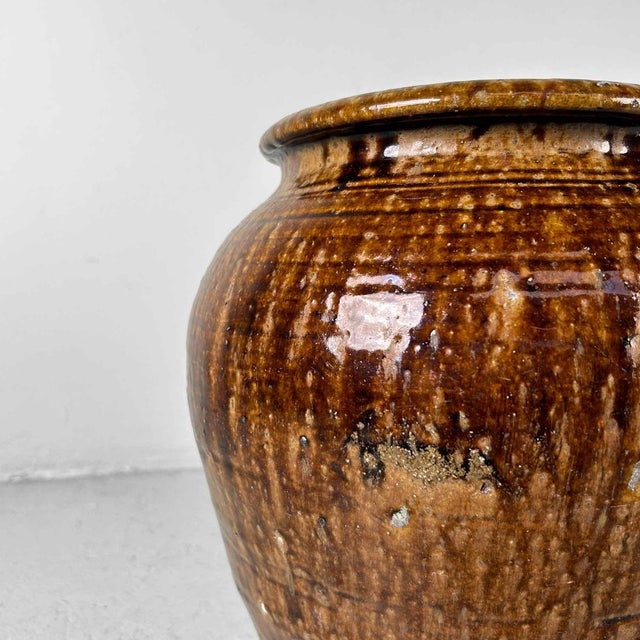 Japanese Late Meiji Earthenware Vase For Sale - Image 14 of 18